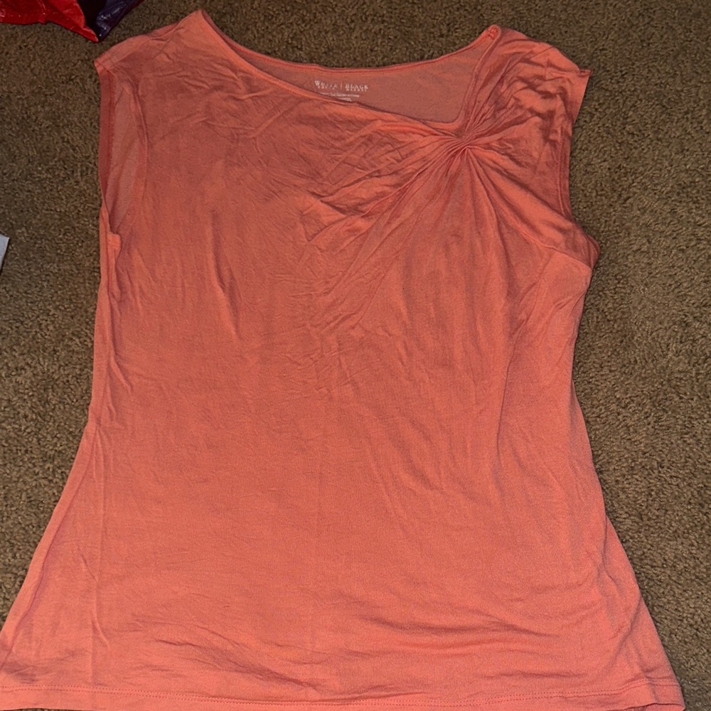White House Black Market Coral Short Sleeve Top